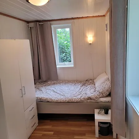 4 And 6 Bedroom Wc Apartment
