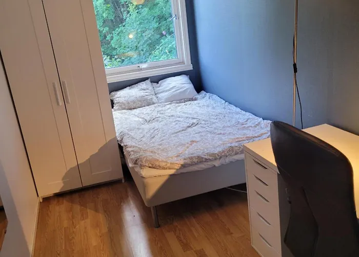 4 And 6 Bedroom Wc Lägenhet *