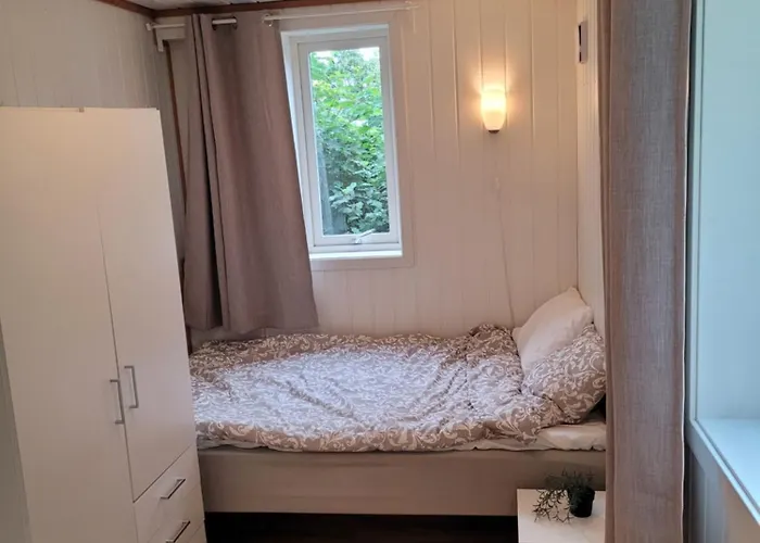 4 And 6 Bedroom Wc Lägenhet
